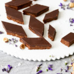 פרלינים של שוקולד מריר ונוגט – עם מרכיב סודי